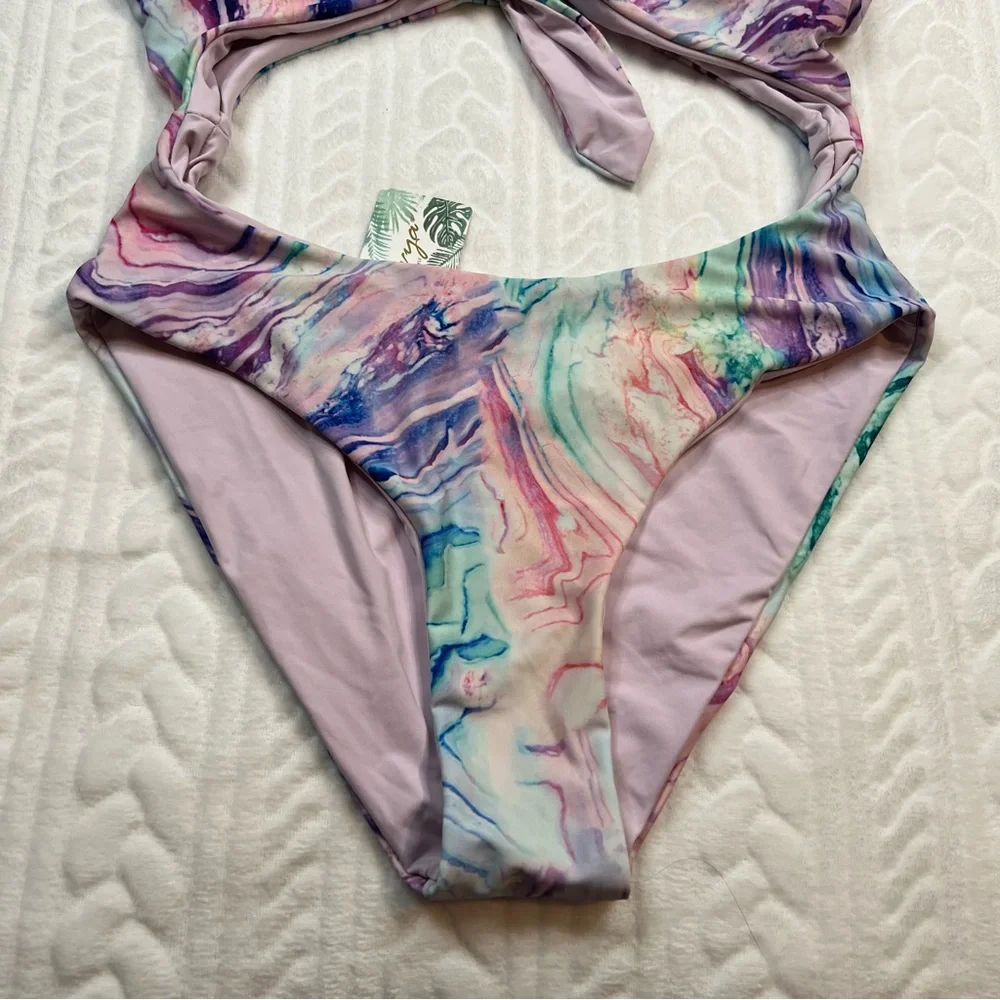 💗 *NEW* Forever 21 - Womans One Piece‎ Swimsuit
